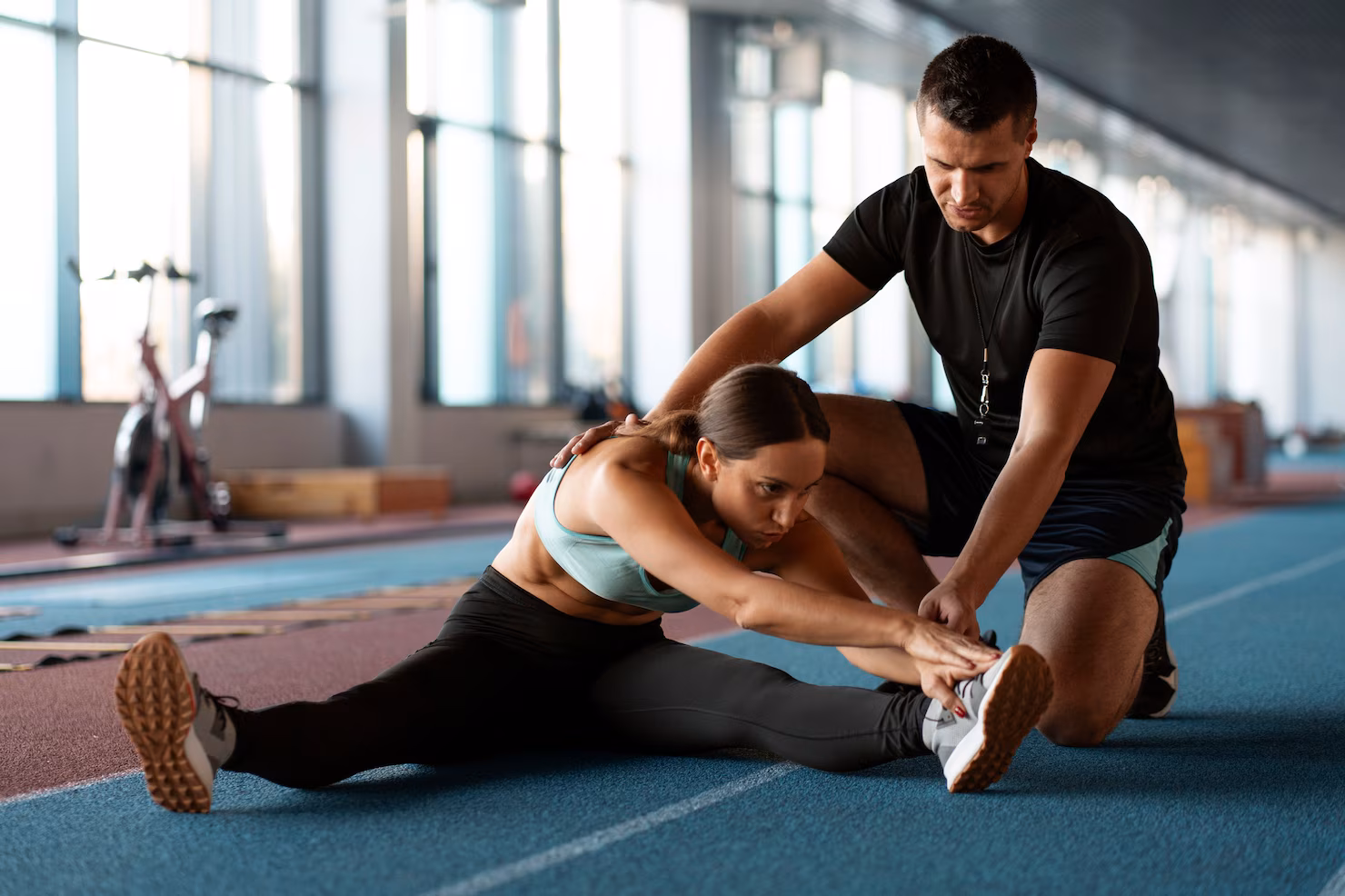 personas-que-entrenan-atletismo_23-2151077709